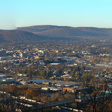 Holiday Inn Express & Suites Gibson By Ihg New Milford Esterno foto