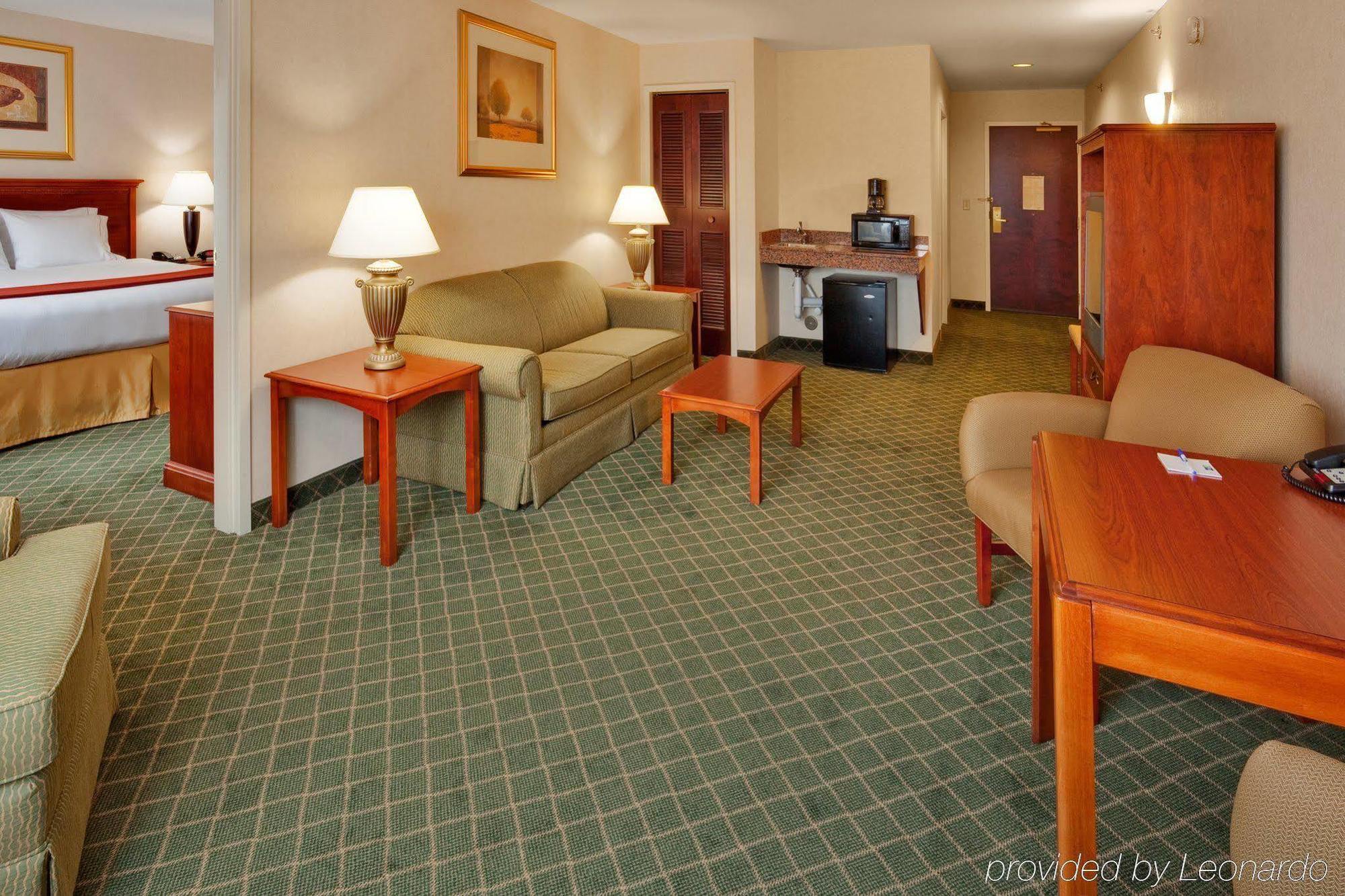 Holiday Inn Express & Suites Gibson By Ihg New Milford Esterno foto