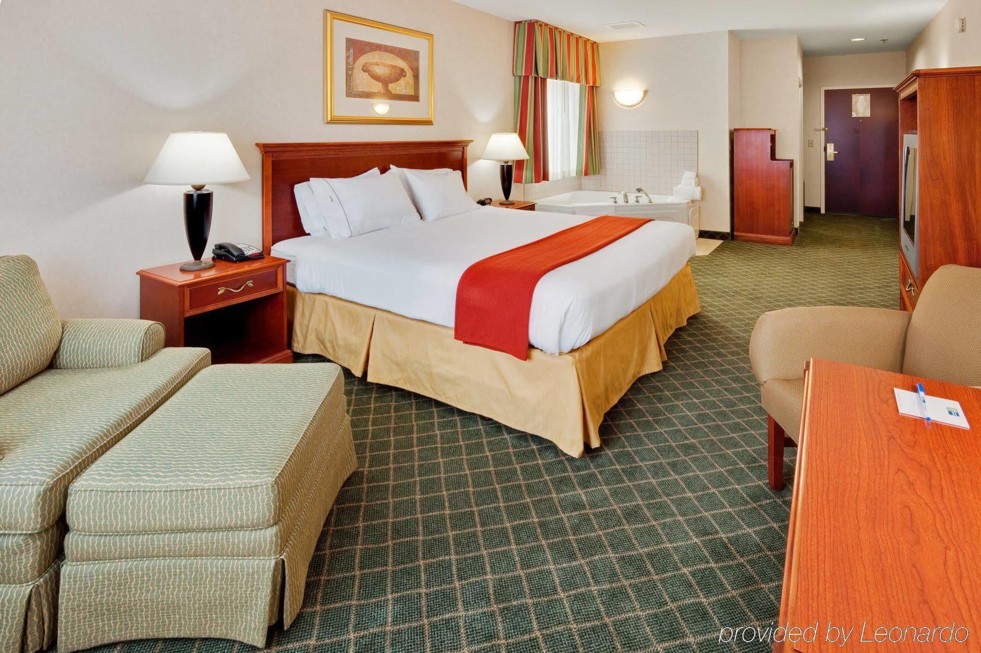 Holiday Inn Express & Suites Gibson By Ihg New Milford Esterno foto